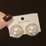 Maya Stud Earring