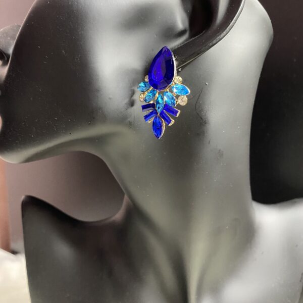 Sade Stud Earring