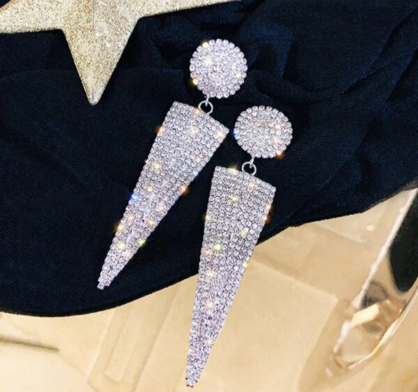 Laurel Statement Earring
