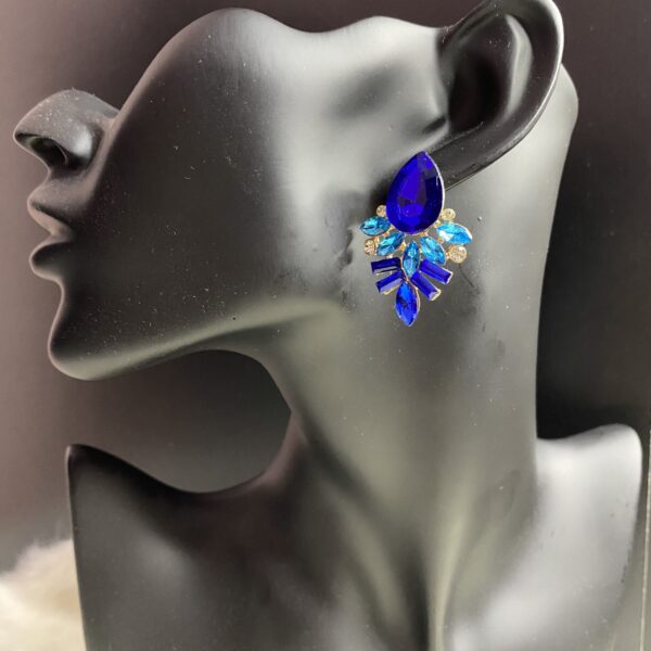 Sade Stud Earring